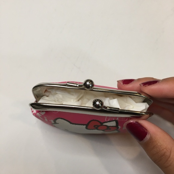 Sanrio | Hello Kitty Coin Purse - Picture 7 of 9